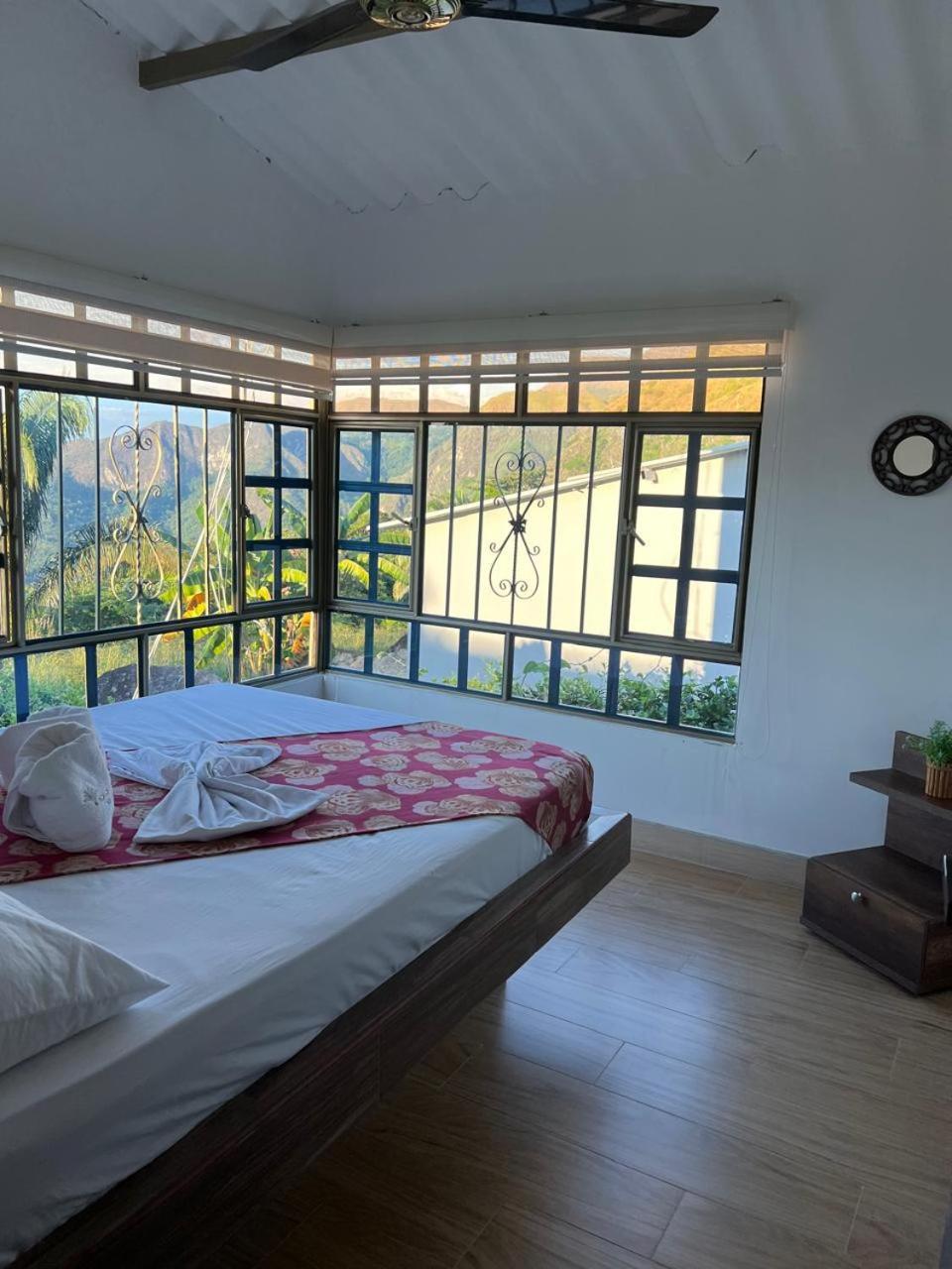 Finca Don Matias Мелгар Екстериор снимка